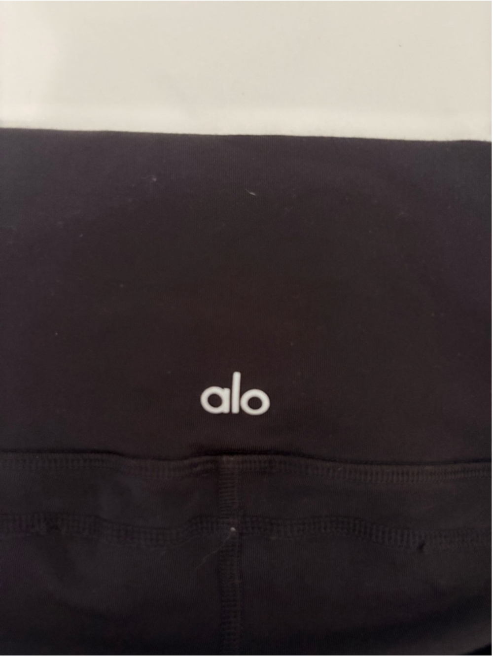 Alo Yoga High-Waist Bandage Legging Sz M Black EUC - Picture 9 of 10